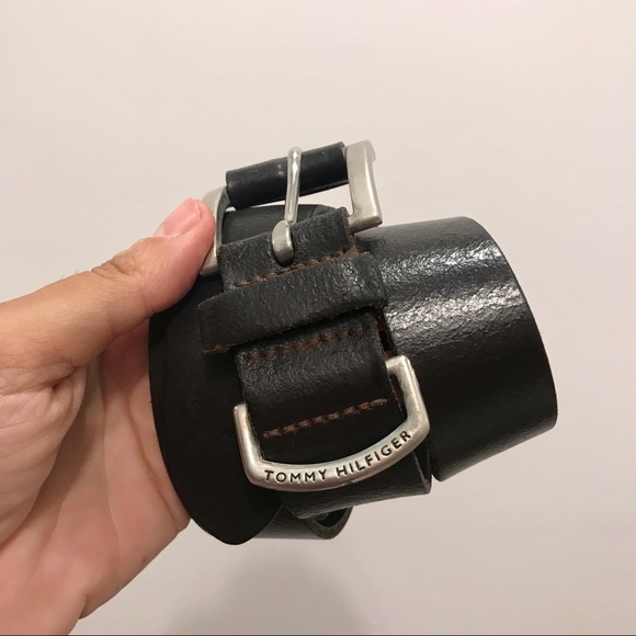 PRIVATELY SOLD!!! Tommy Hilfiger brown and white m - Picture 3 of 8